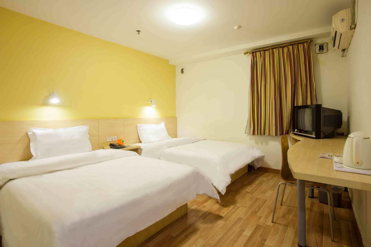 7Days Inn Huaihua Mayang Binhe Road Buitenkant foto