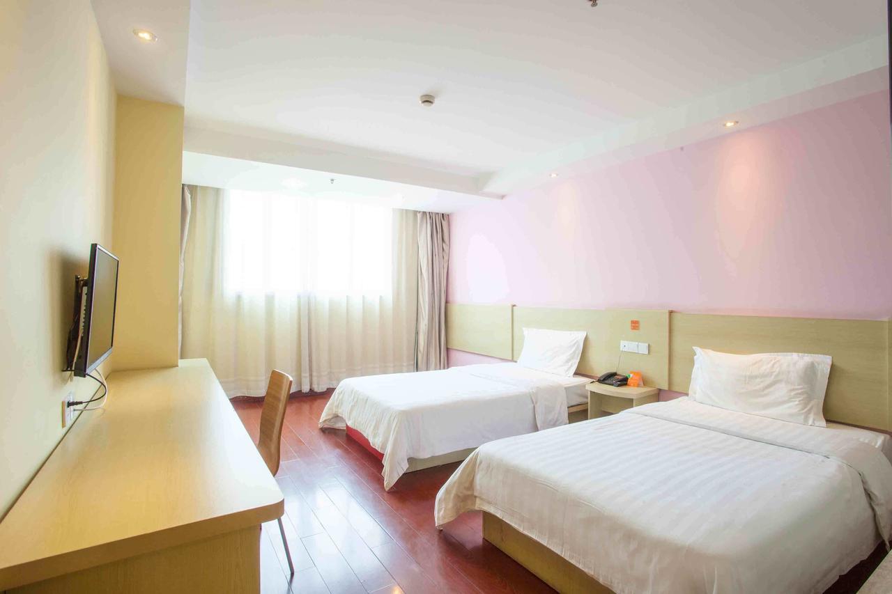 7Days Inn Huaihua Mayang Binhe Road Buitenkant foto