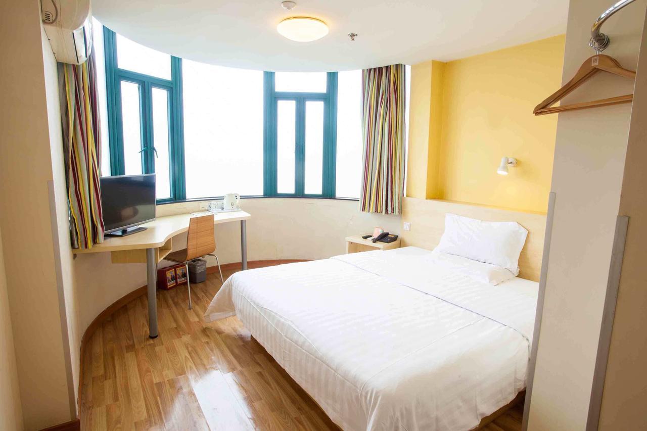 7Days Inn Huaihua Mayang Binhe Road Buitenkant foto
