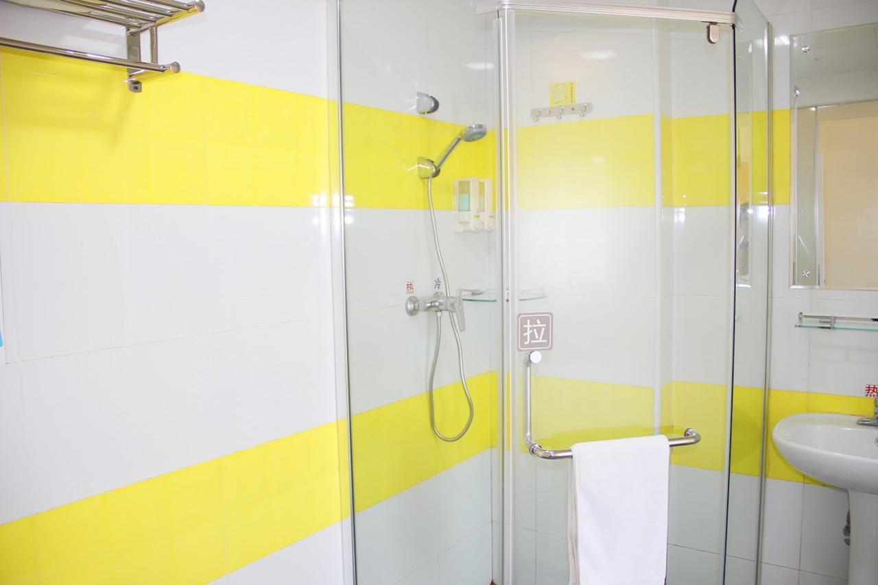 7Days Inn Huaihua Mayang Binhe Road Buitenkant foto