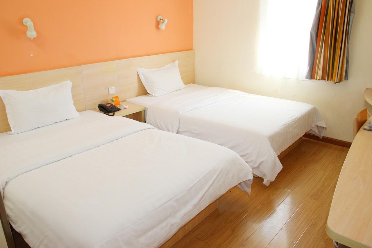7Days Inn Huaihua Mayang Binhe Road Buitenkant foto