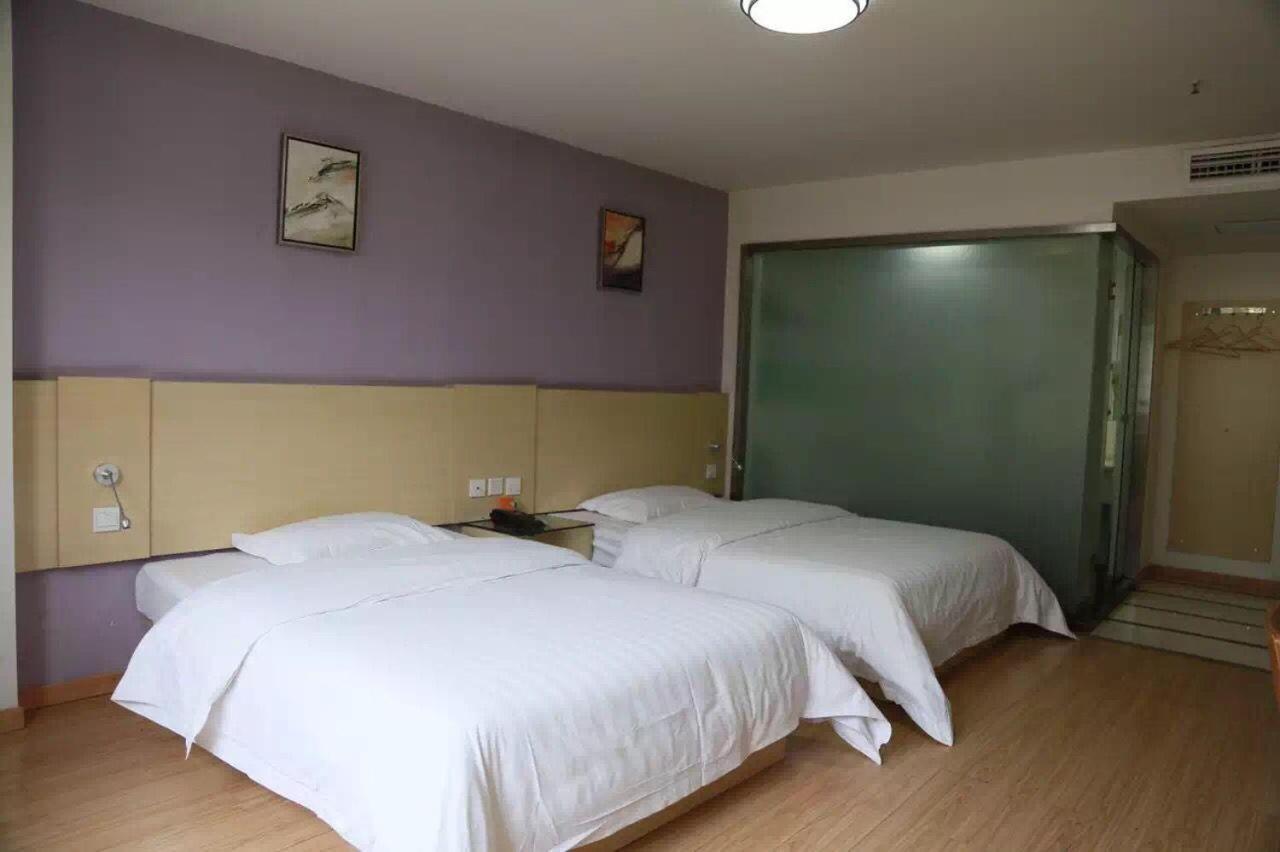 7Days Inn Huaihua Mayang Binhe Road Buitenkant foto